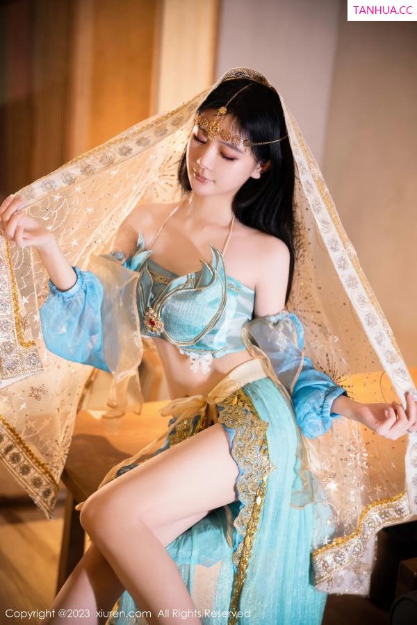   [XiuRen]高清写真图 2023.10.07 No.7469 幼幼 西域舞娘 美腿第34张图片